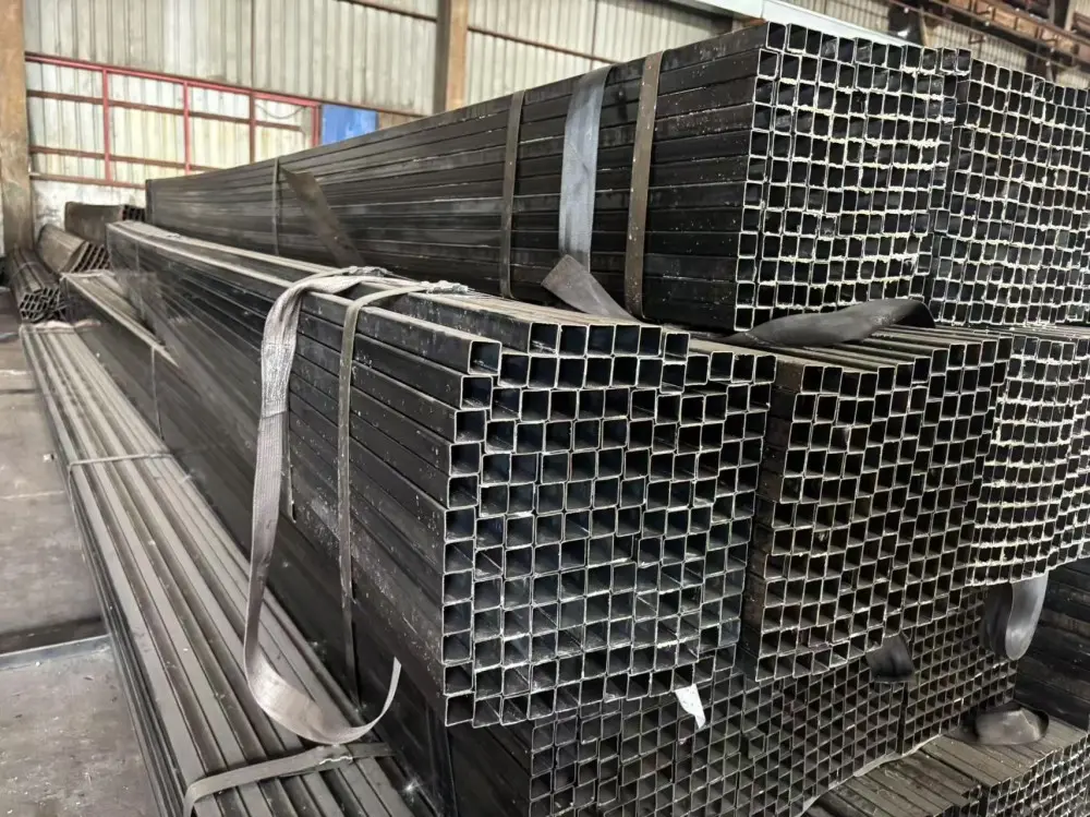 Tianjin Supply ERW Welded Mild Black Steel Pipe Manufacturer