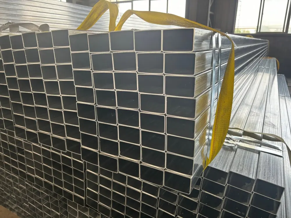 Galvanized rectangular pipe3.jpg