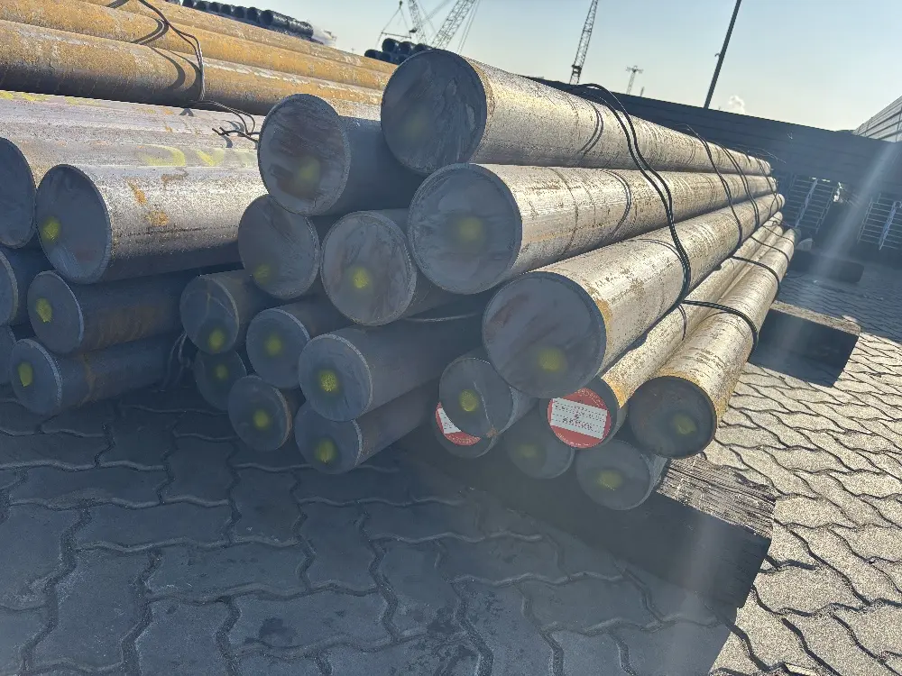 ASTM A108 Q235B 210 304 316 High Temperature Resistant Cold Drawn Carbon Steel Round Bar